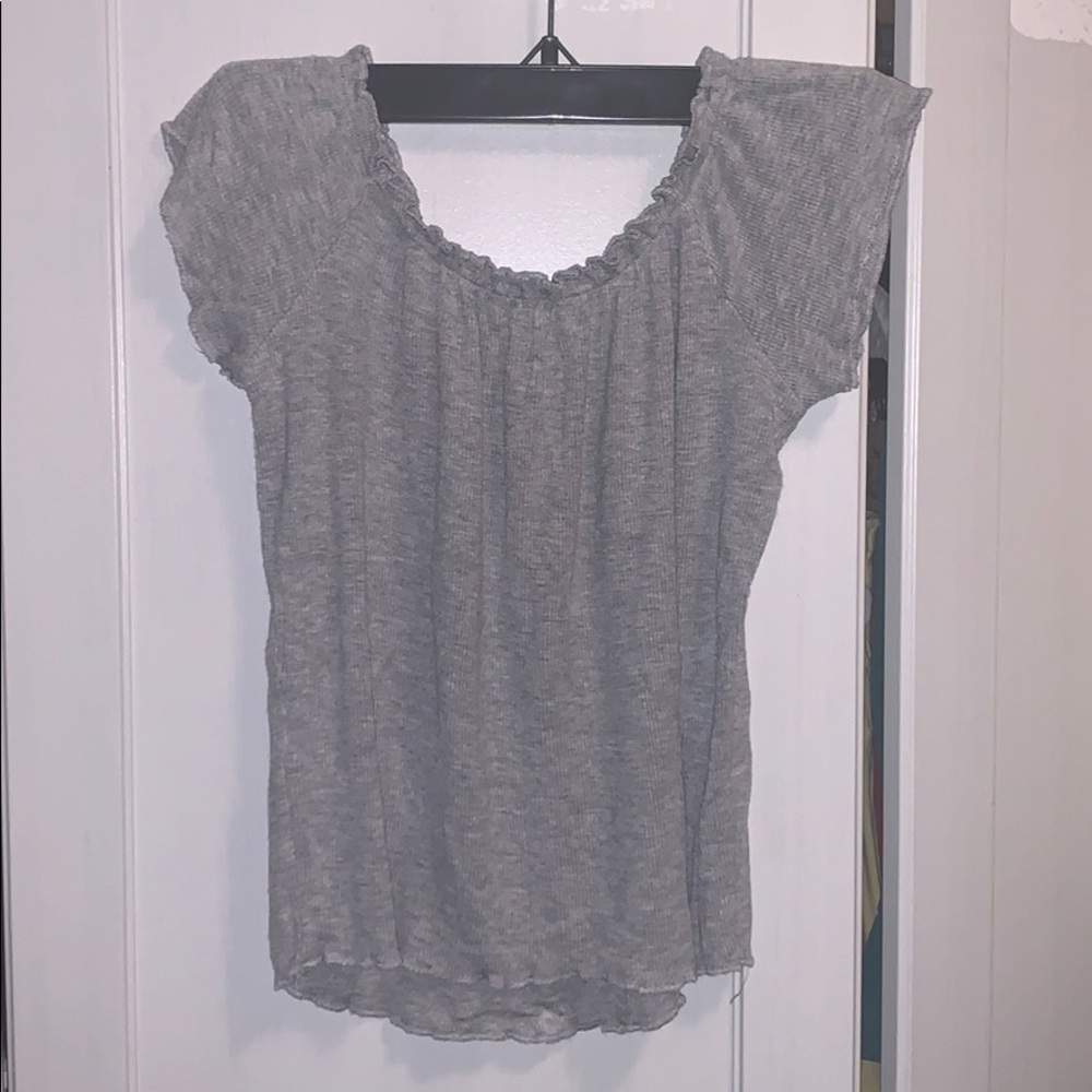 Grey Ruffled Rib Top - Picture 2 of 2